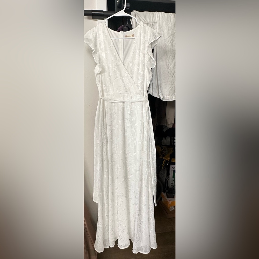 Altar’d state Maxi Jacquard Print White Dress